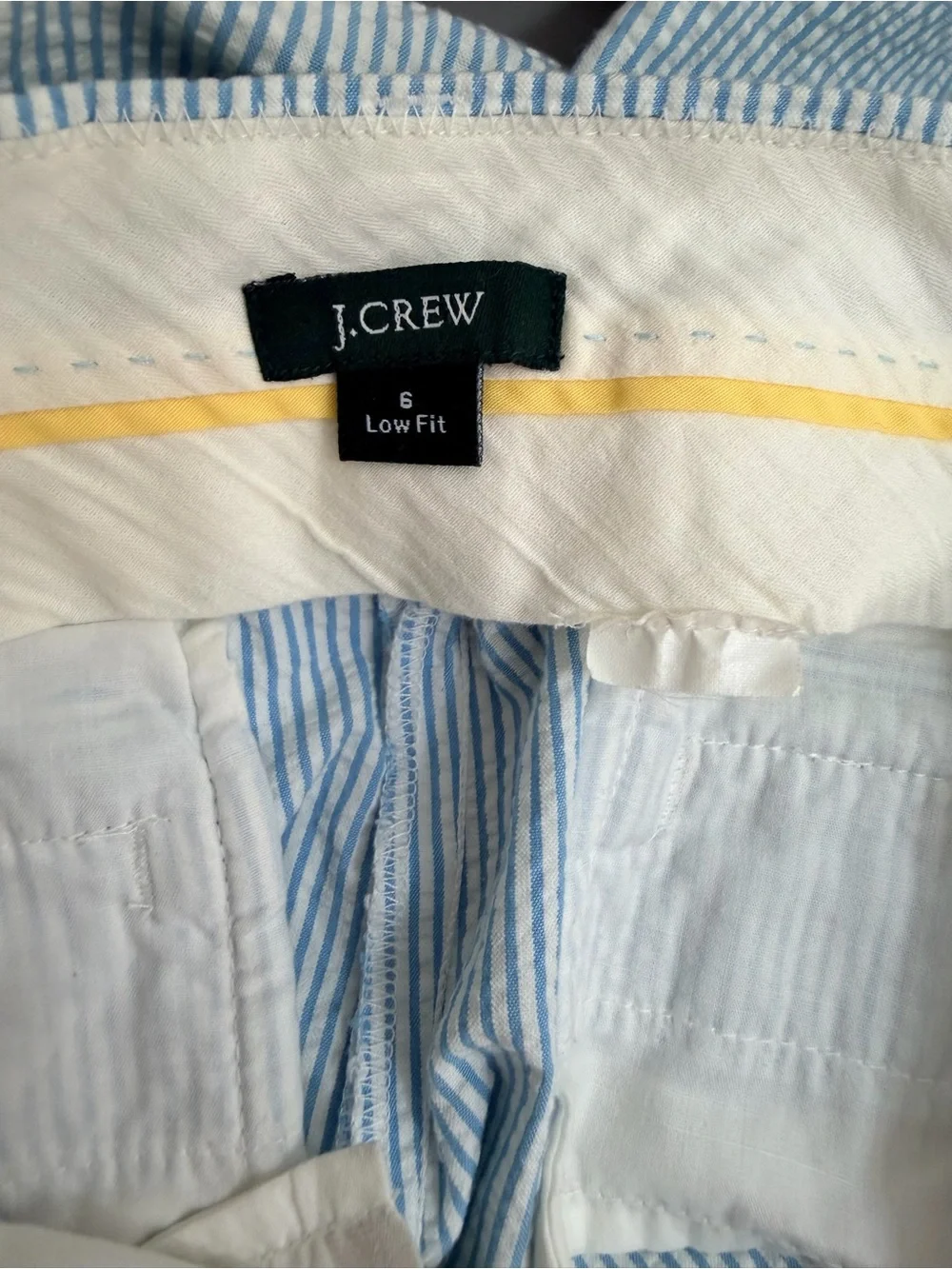J Crew Women’s Size 6 Low Fit Blue White Striped Chino Shorts Crepe